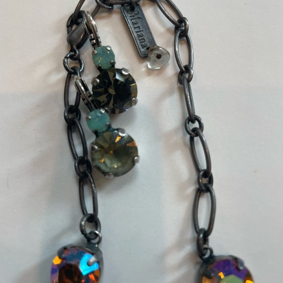 Mariana Jewelry Set - Picture 3 of 8